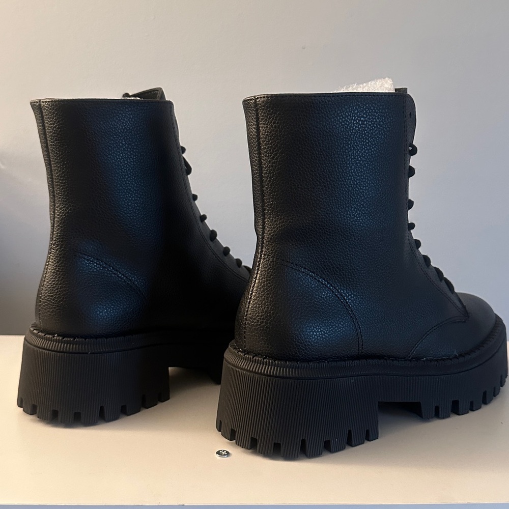 Arezzo | Women's Maya Chunky Lug Sole Boots, Black (Size 6.5M) - Picture 5 of 7